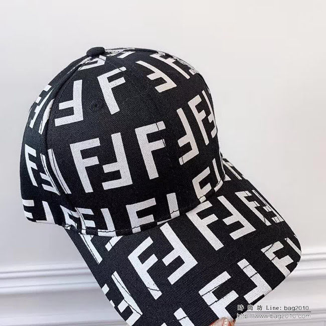 FENDI芬迪 火爆款 時尚棒球帽 四季可戴 LLWJ6871